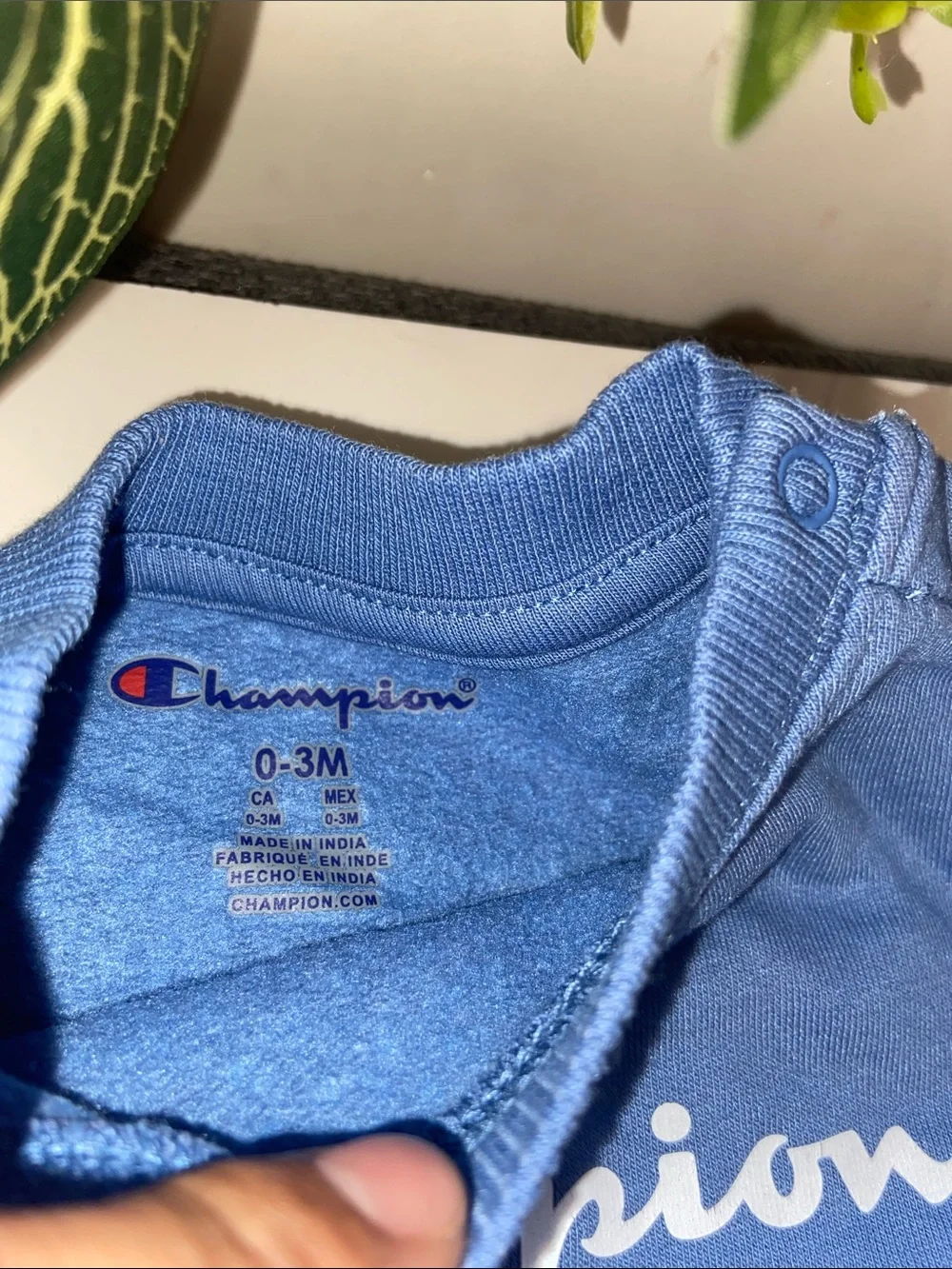 Champion Two-Piece Baby Jogger Sets in Cream & Blue Size 0-3 months